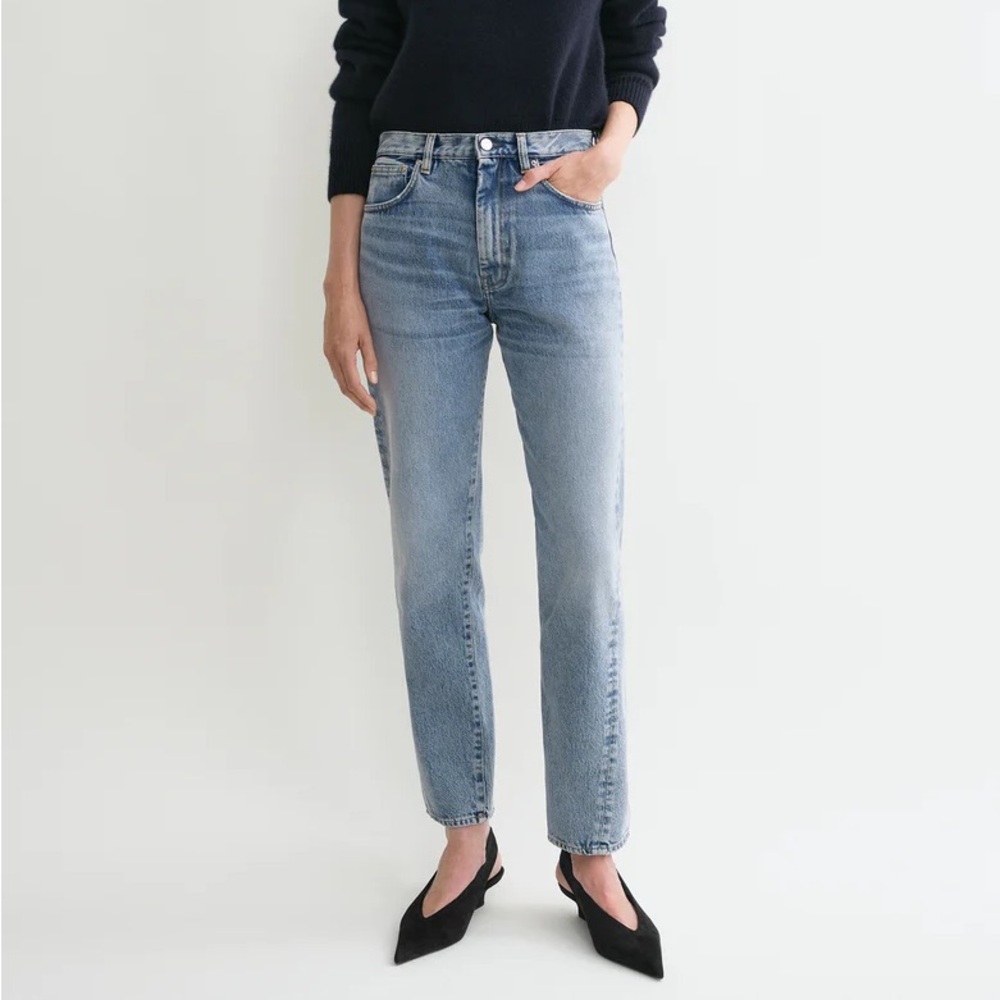 TOTEME Twisted Seam Mid-Rise Denim Jeans - Worn Blue - Size 25 30 - Ankle Length